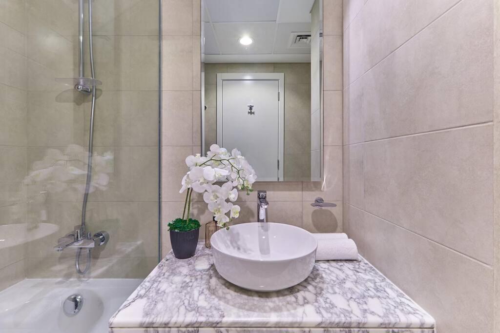 Easemytrip - Elegant 3Br On 53Rd Floor With Stunning City Views Διαμέρισμα Ντουμπάι Εξωτερικό φωτογραφία