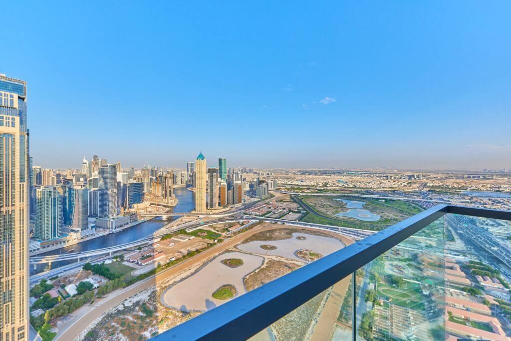 Easemytrip - Elegant 3Br On 53Rd Floor With Stunning City Views Διαμέρισμα Ντουμπάι Εξωτερικό φωτογραφία